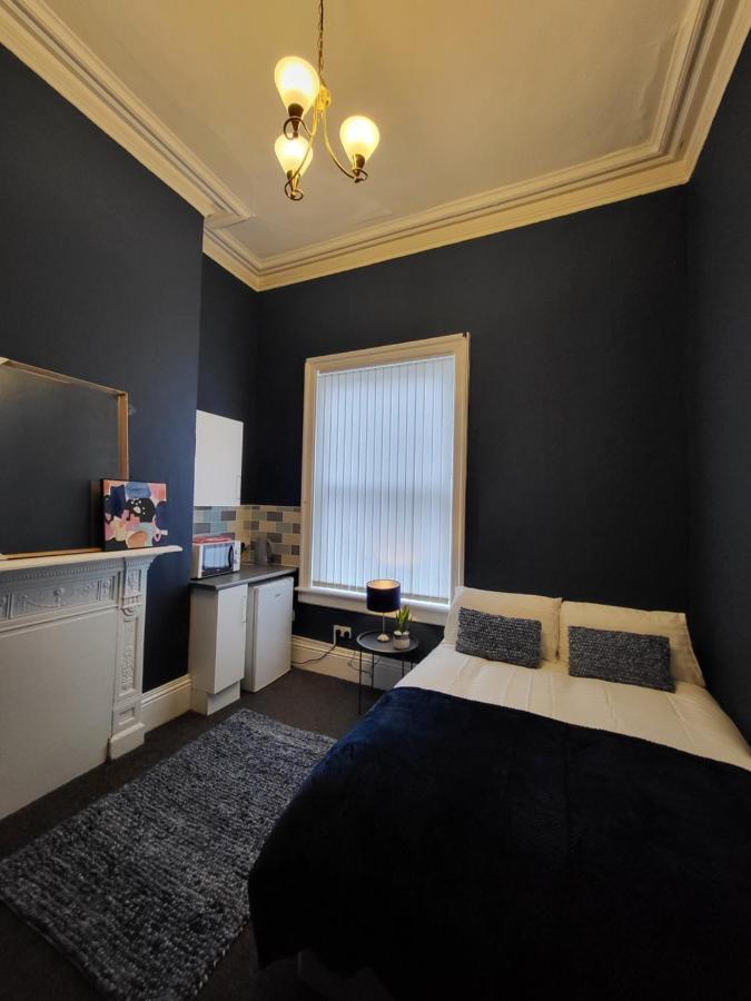 Large Digbeth Double Room Shared Bathroom 伯明翰 外观 照片