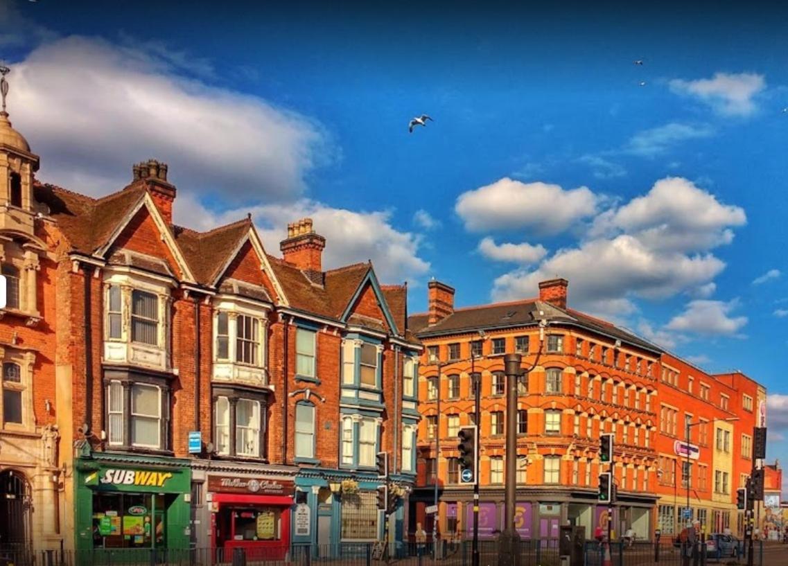 Large Digbeth Double Room Shared Bathroom 伯明翰 外观 照片