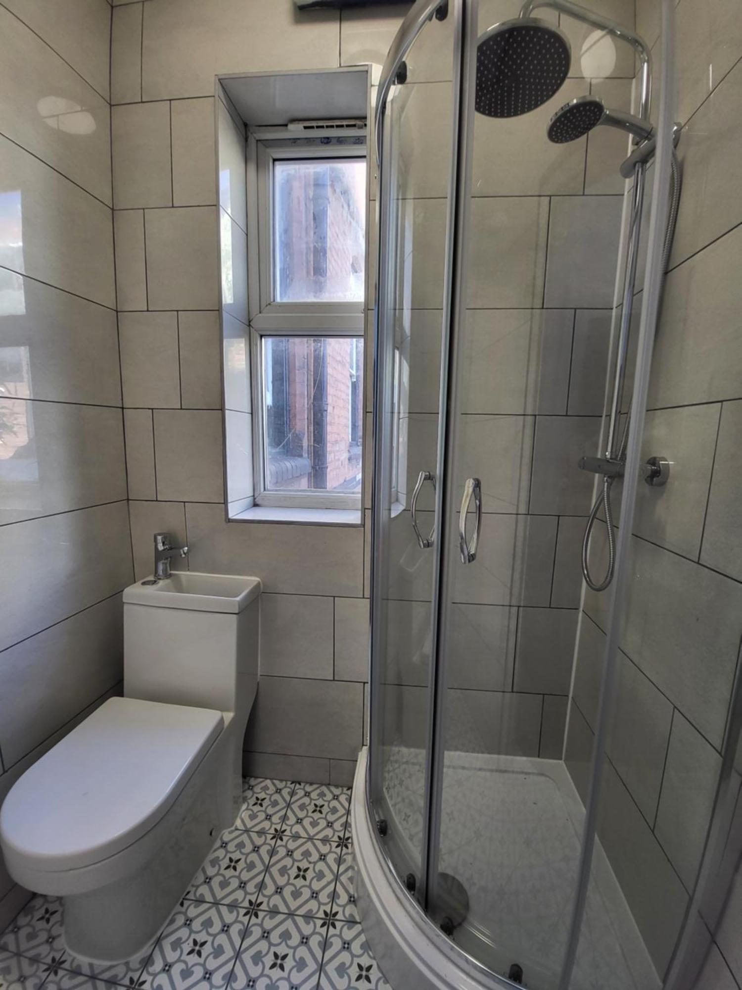 Large Digbeth Double Room Shared Bathroom 伯明翰 外观 照片